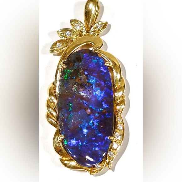 Stunning Natural 9.75 CT Fire Blue Opal on 18k gold Pendant and 14k Chain - Picture 12 of 12
